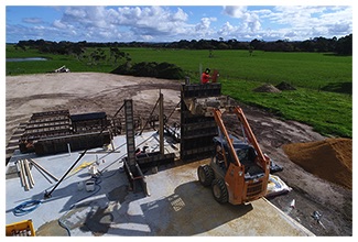 Rammed earth formwork